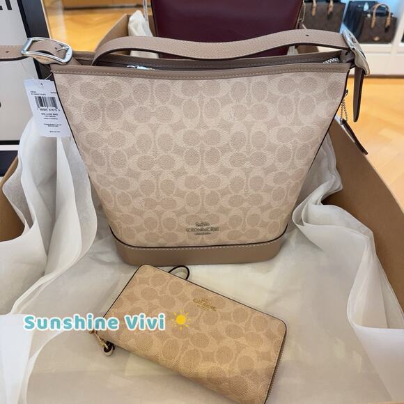 NWT Bundle Coach CBH20 Jude Duffle & CW778 Long Wallet Gold/Sand/Chalk - Picture 1 of 13